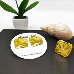 pendientes y anillo Goldfrapp de Maldita rita