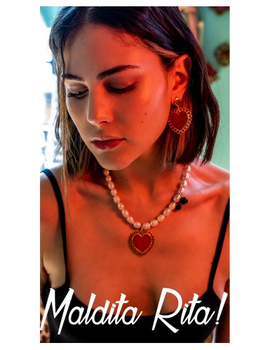Detalle collar y pendientes wonderland en oro y perlas naturales de Maldita Rita venta online