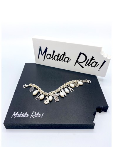 Pulsera Administrativa en perla con charms en plata y perlas cultivadas de la marca de bisutería española Maldita Rita!